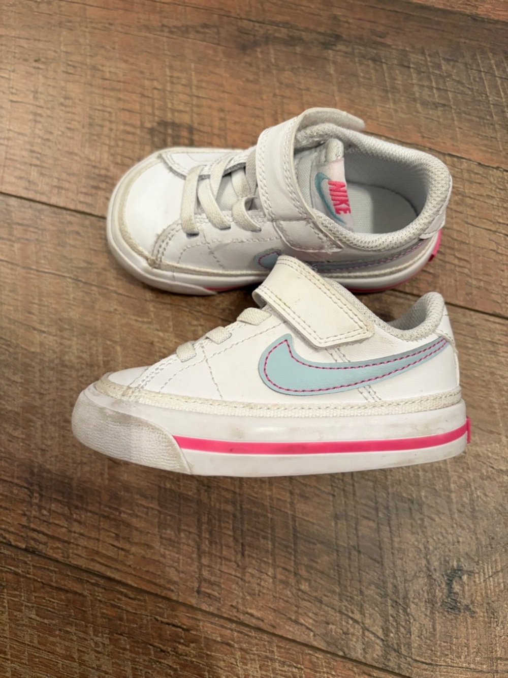 Nike Court Legacy 5C